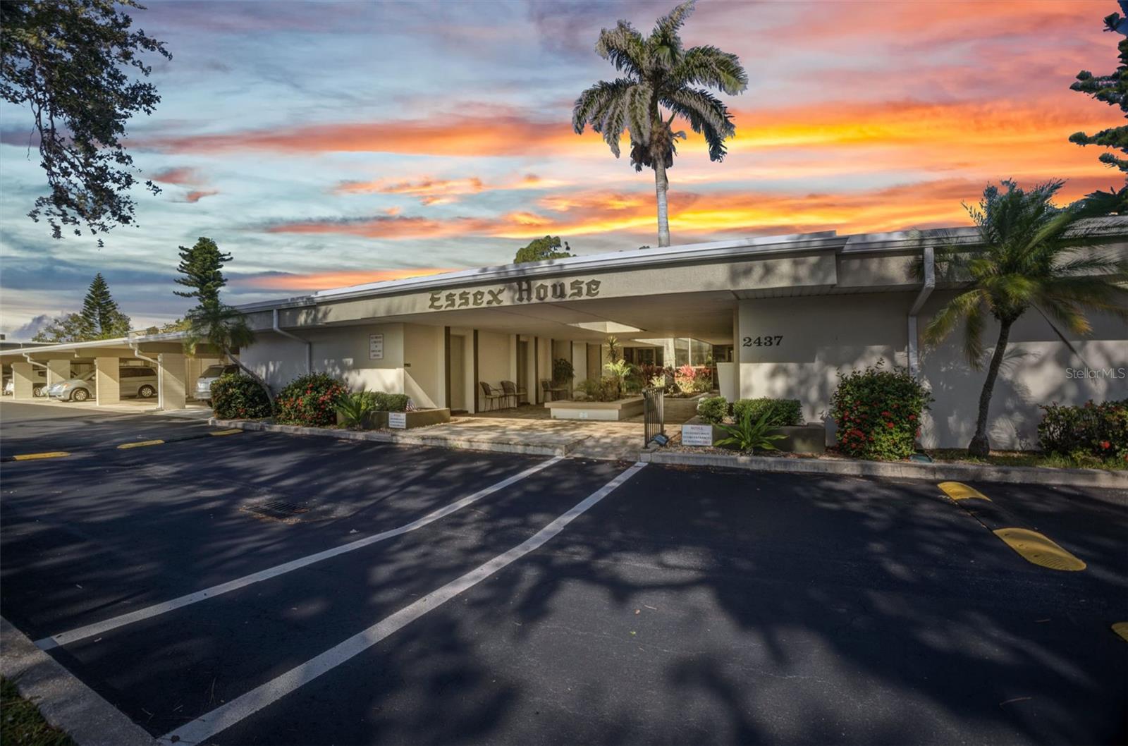 2437 Harbor Blvd #114, FL