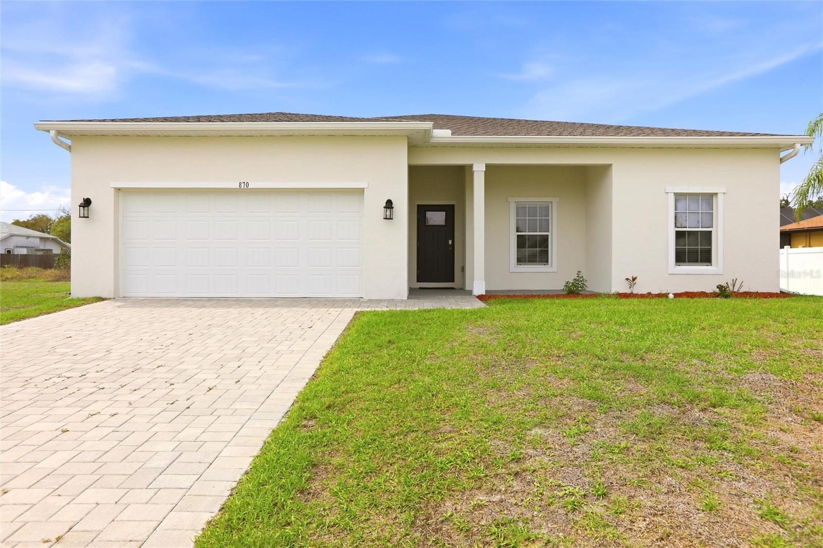 870 Columbia St, FL