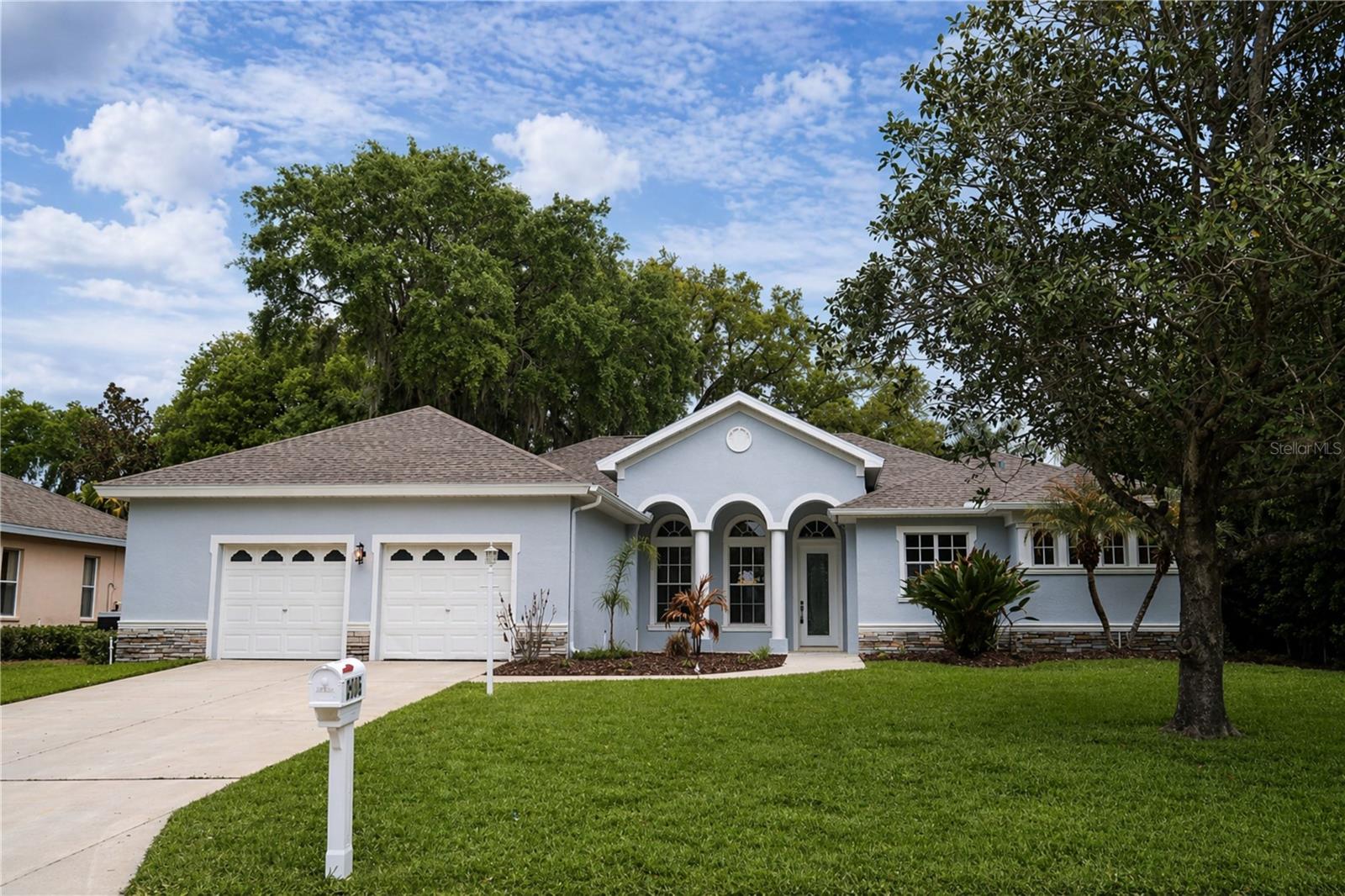 2906 Sutton Oaks Ct, FL