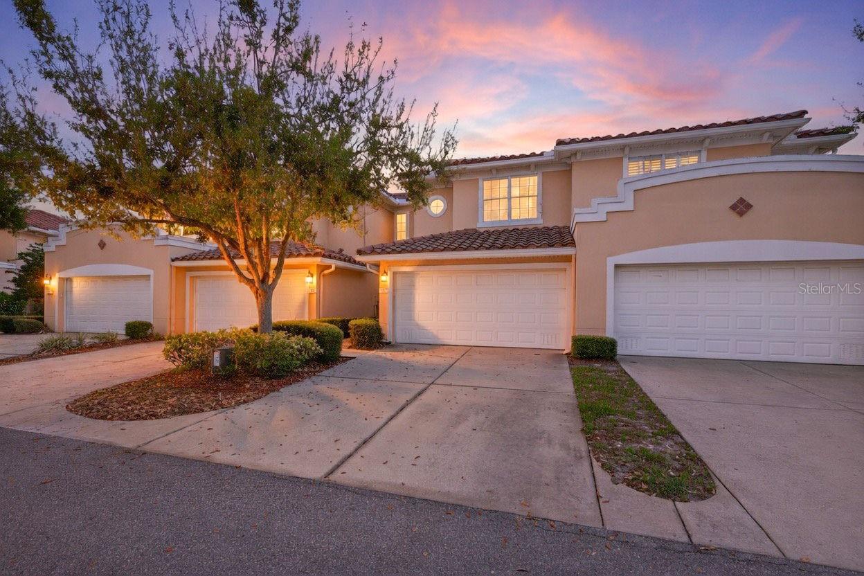 184 Valencia Cir, FL