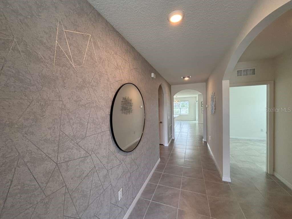 1687 Bay Breeze Drive, FL