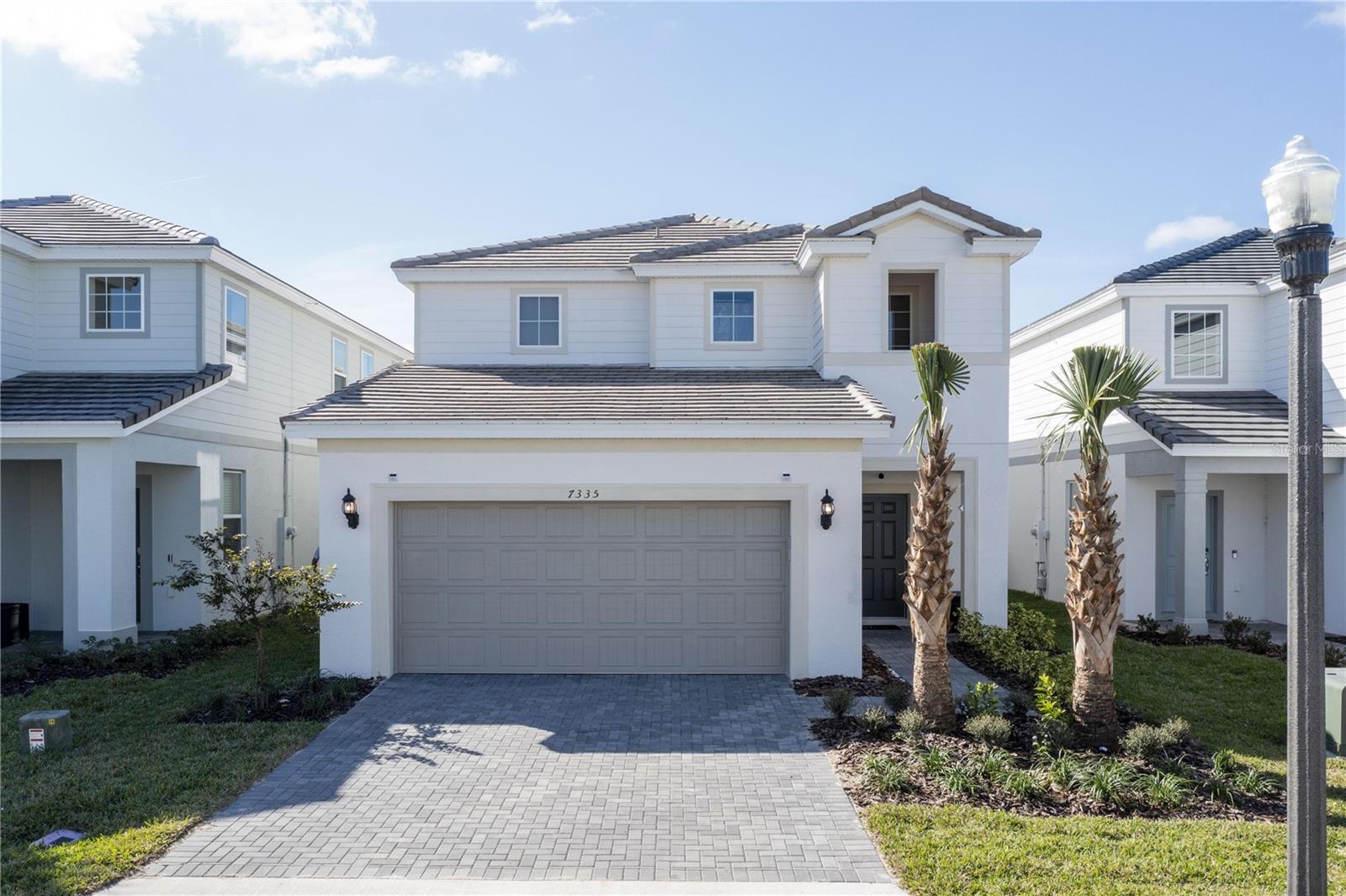 7335 Oakmoss Loop, FL