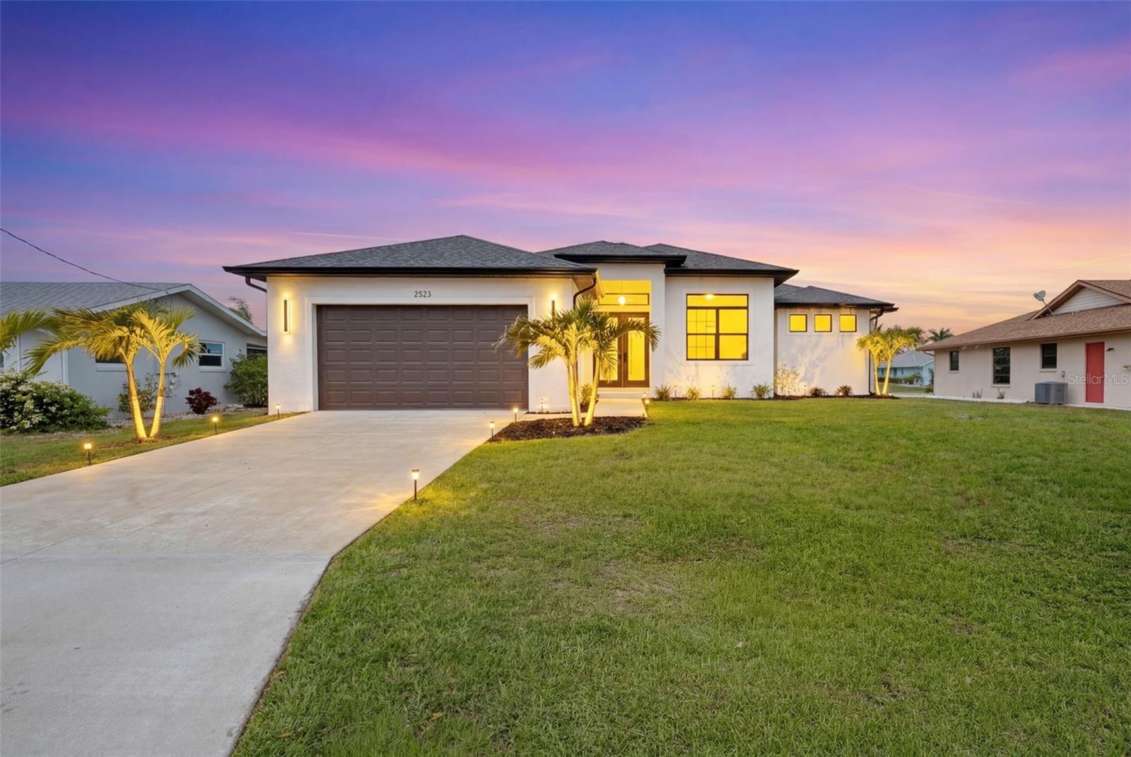 2523 Dixon Ter, FL