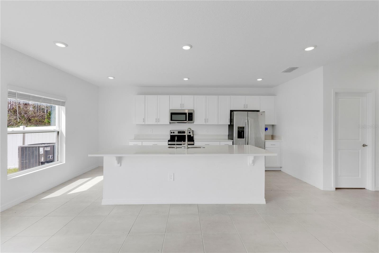 557 Pink Ibis Bend, FL
