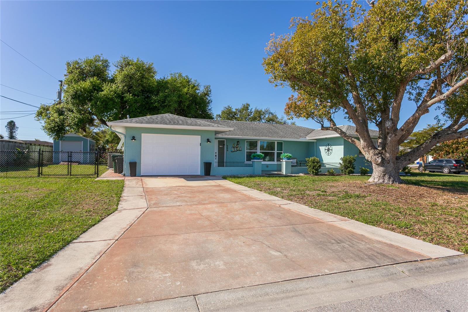 500 Mount Vernon Drive, FL