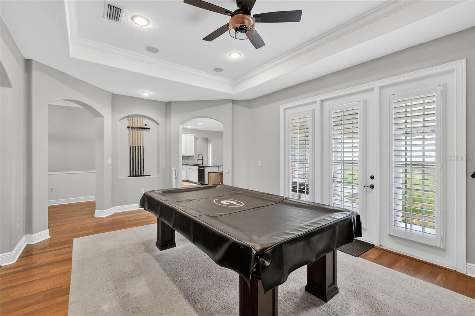 1245 Shorecrest Cir, FL