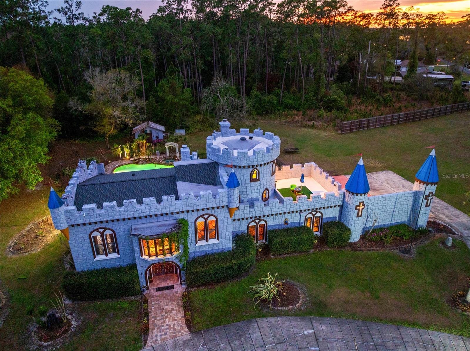 14502 Scotch Pine Court, FL