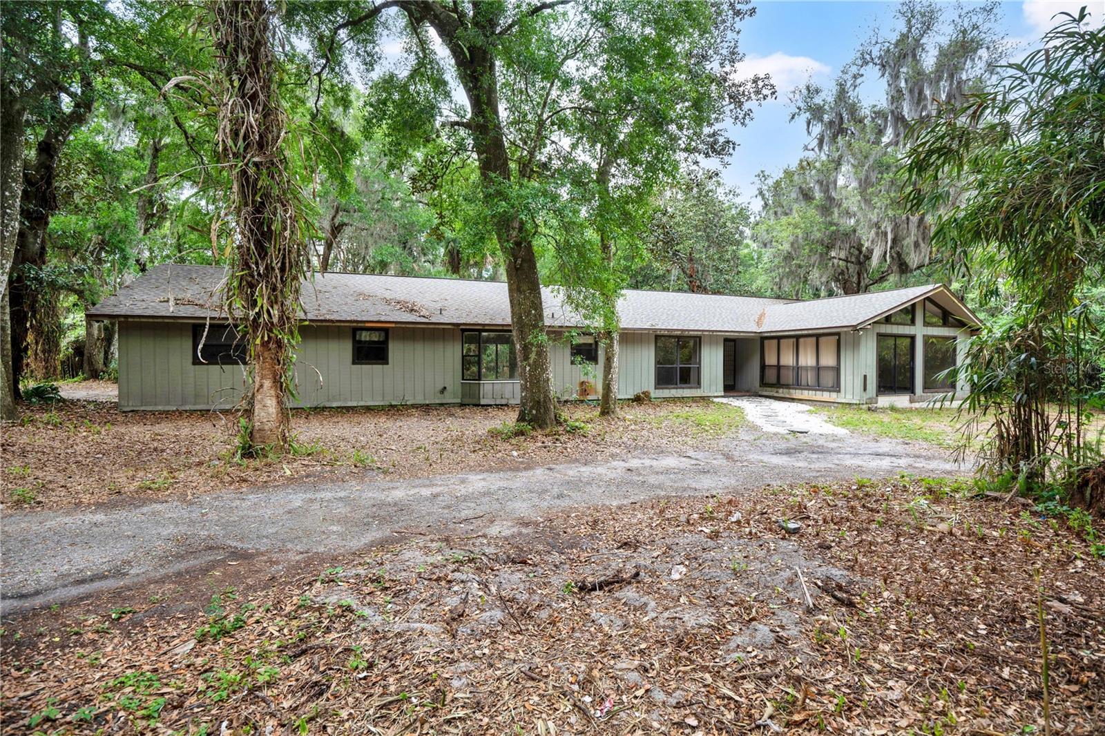 599 Lake Geneva Road, FL