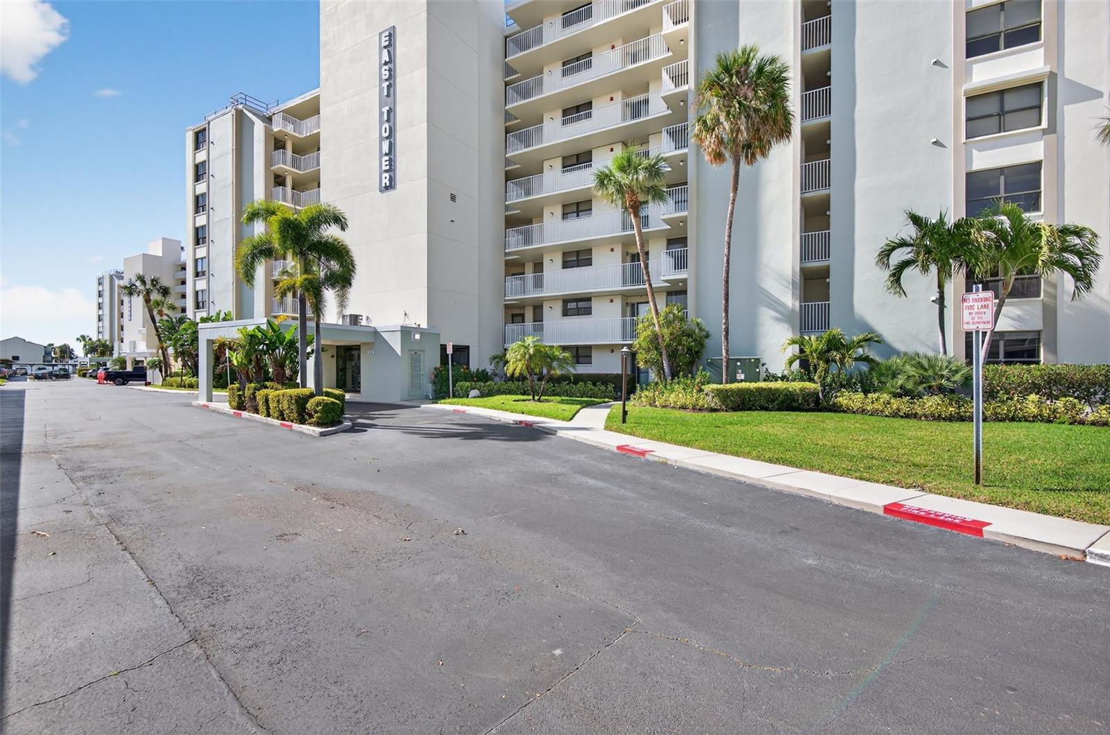 300 Woodette Drive, FL