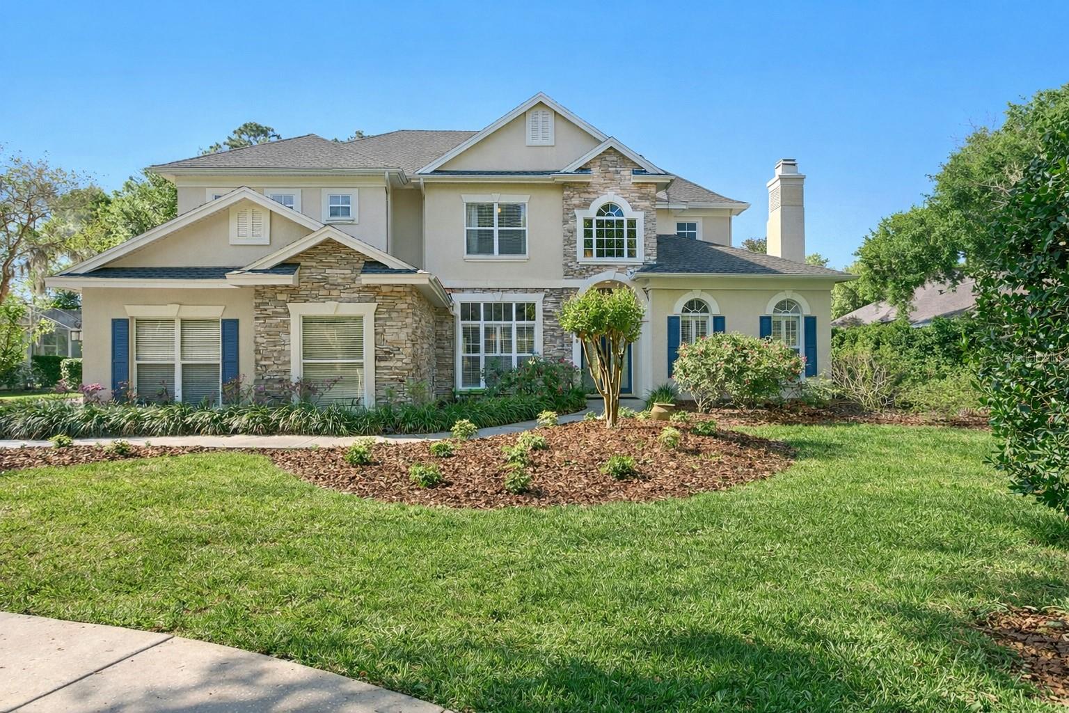 18008 Pinnacle Court, FL
