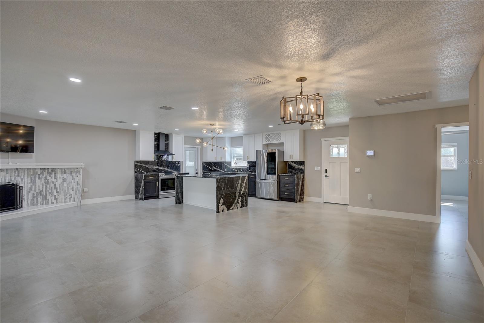 912 Highland Avenue, FL