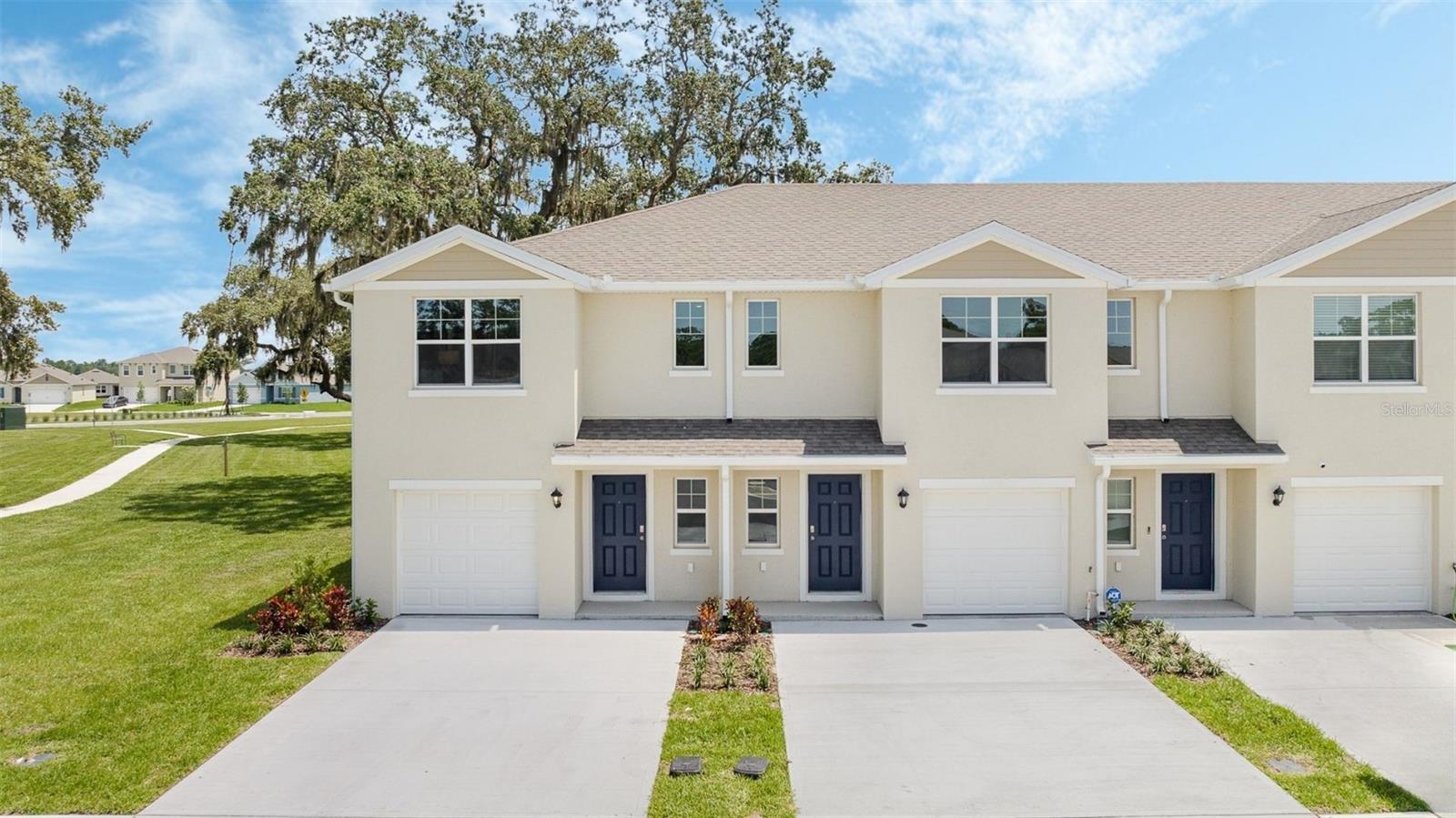 717 Preston Cove Dr, FL
