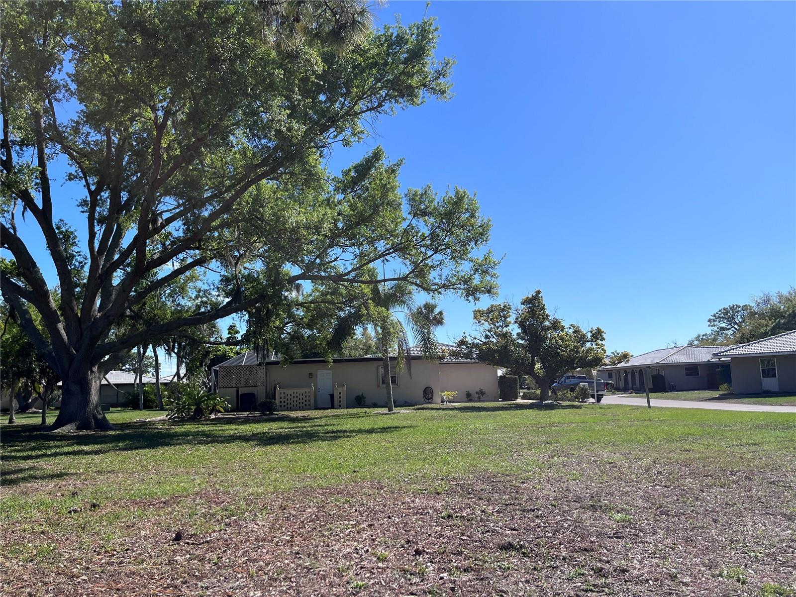 618 Rubens Drive, FL