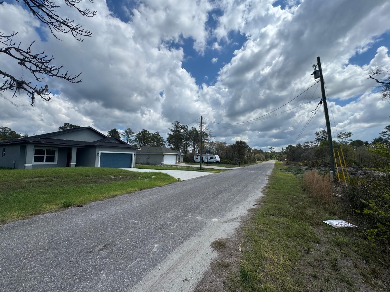 Fisher Loop Pass, FL
