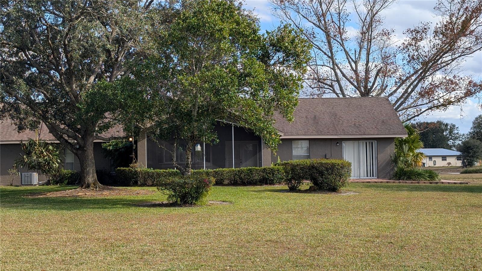 408 Lexington Drive, FL