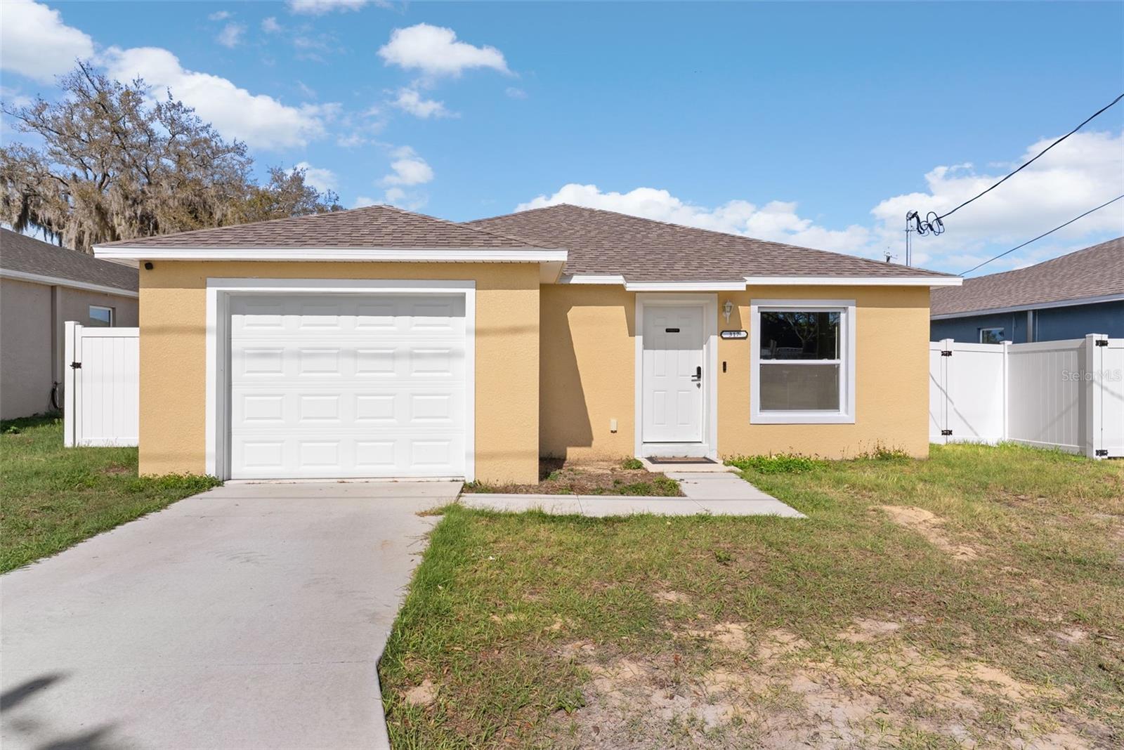 317 Courtland Street, FL