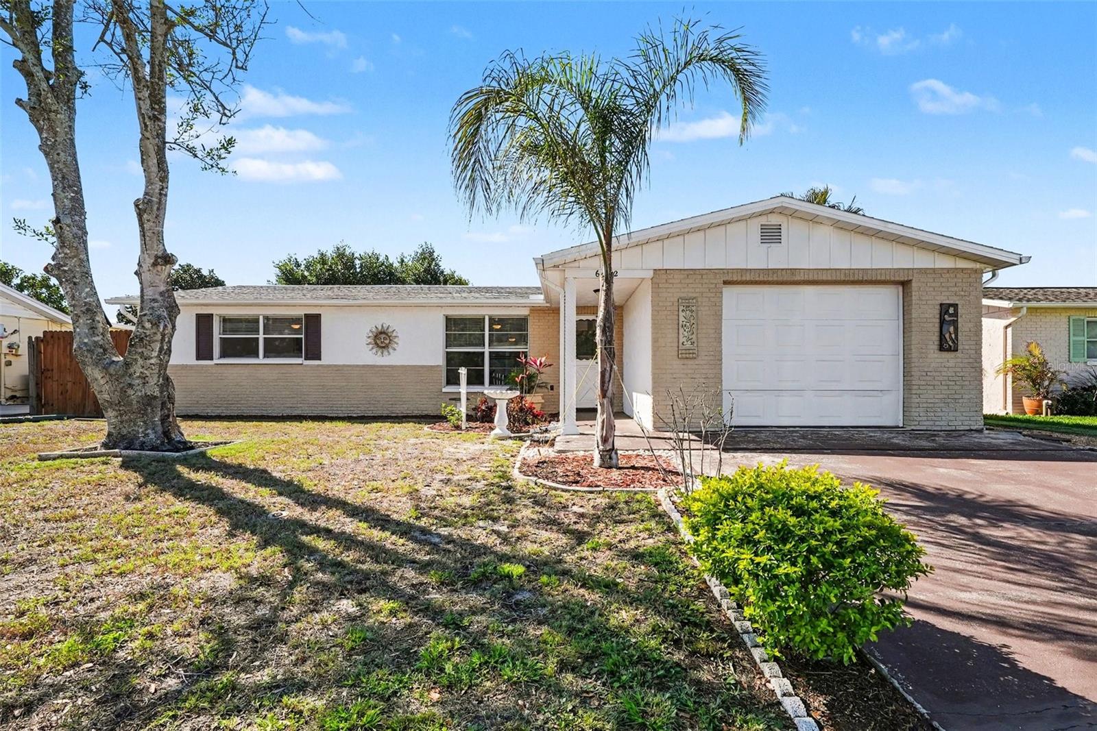 6422 Tralee Ave, FL