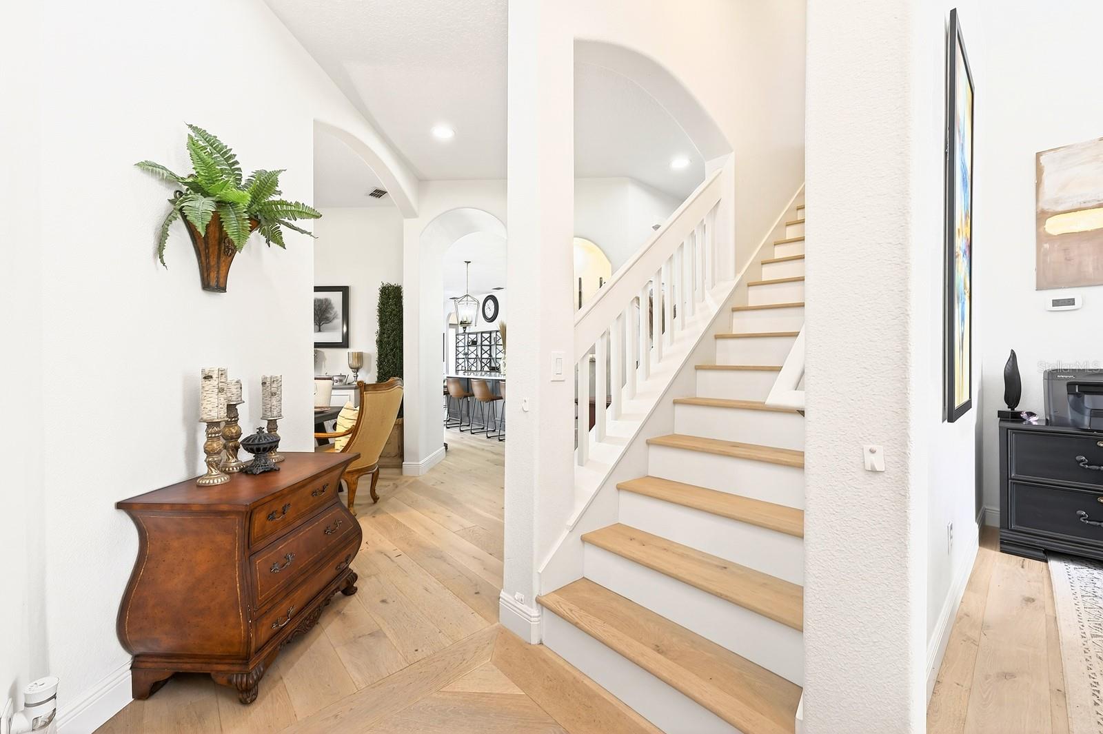 318 Tudor Spring Court, FL