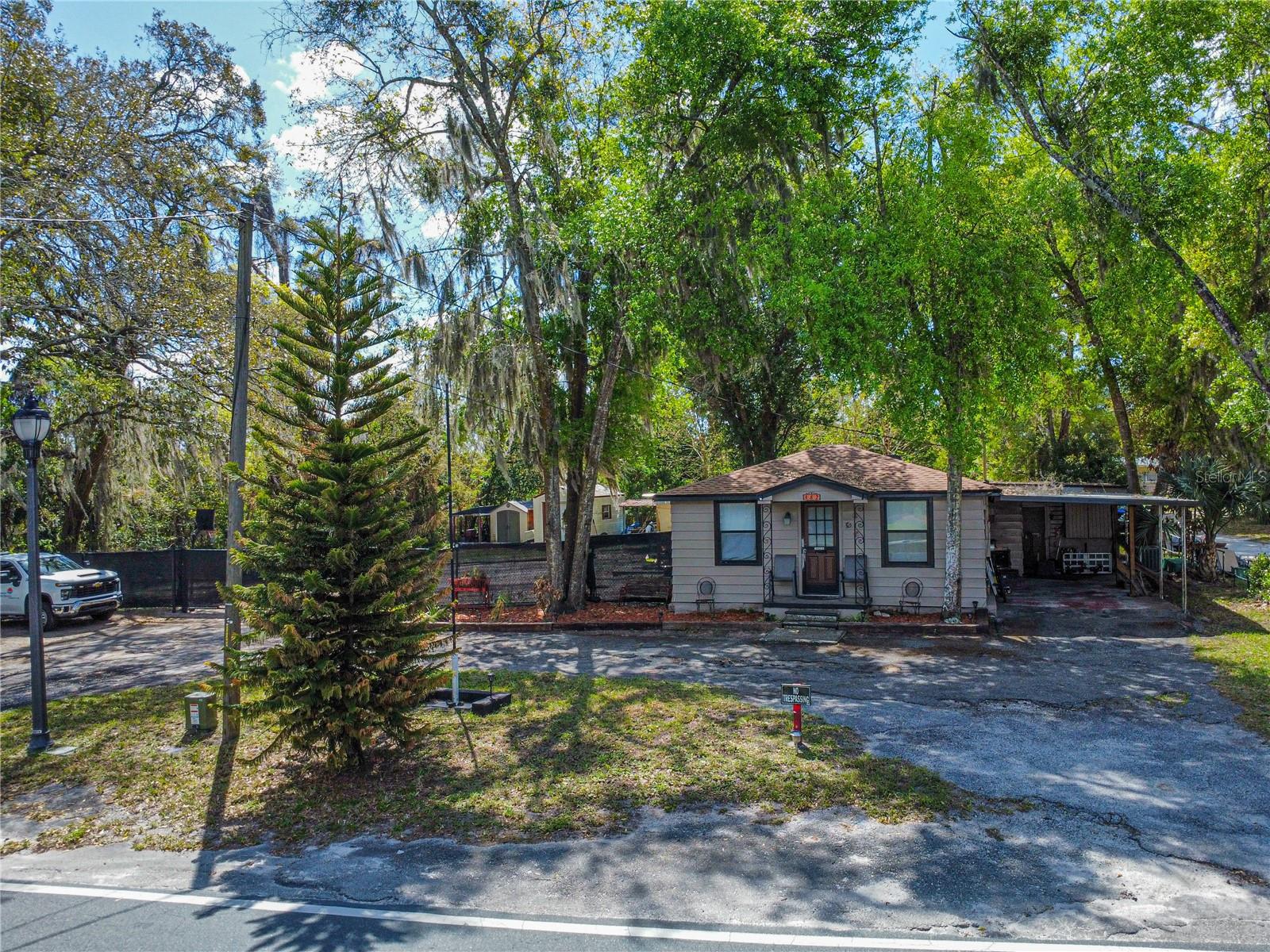 82 Concord Dr, FL