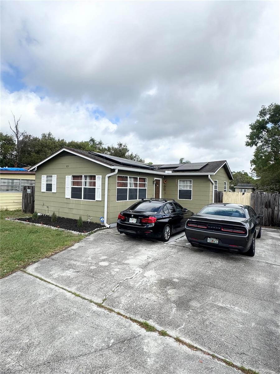 831 Naples Drive, FL