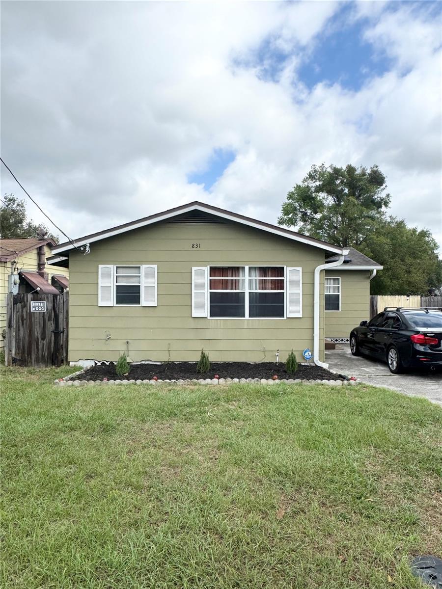 831 Naples Drive, FL