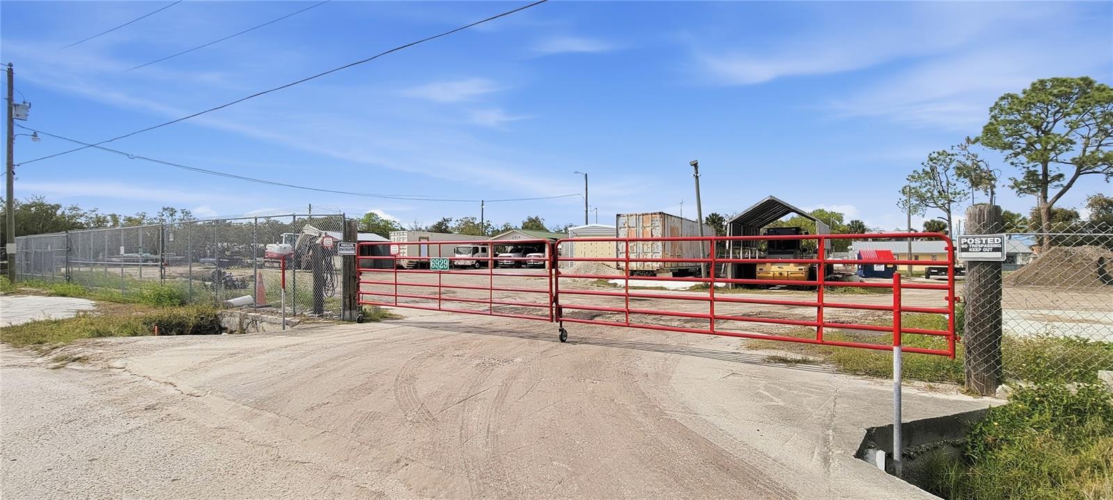 14137 Old Dixie Highway, FL