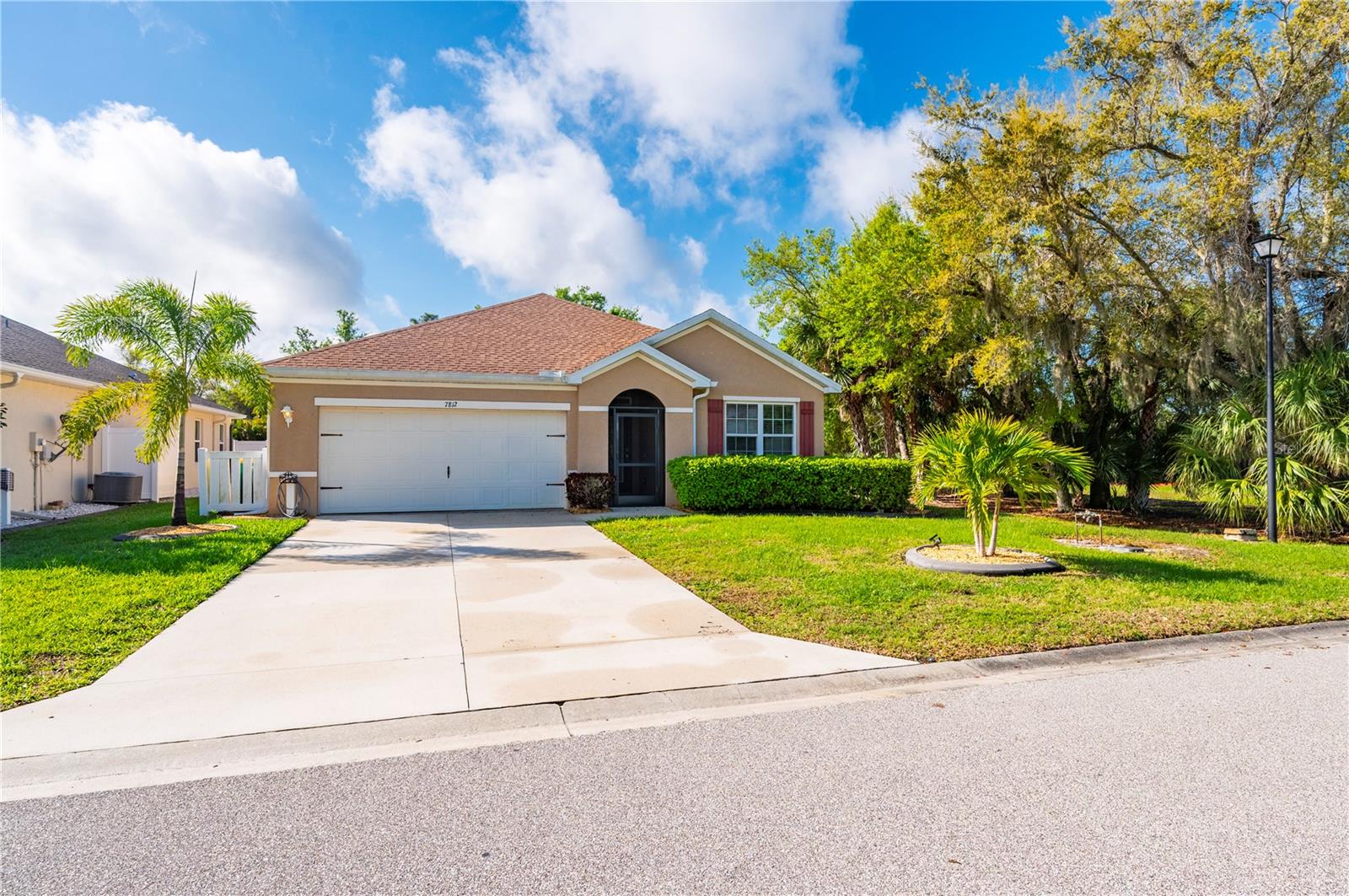 7812 Mikasa Drive, FL