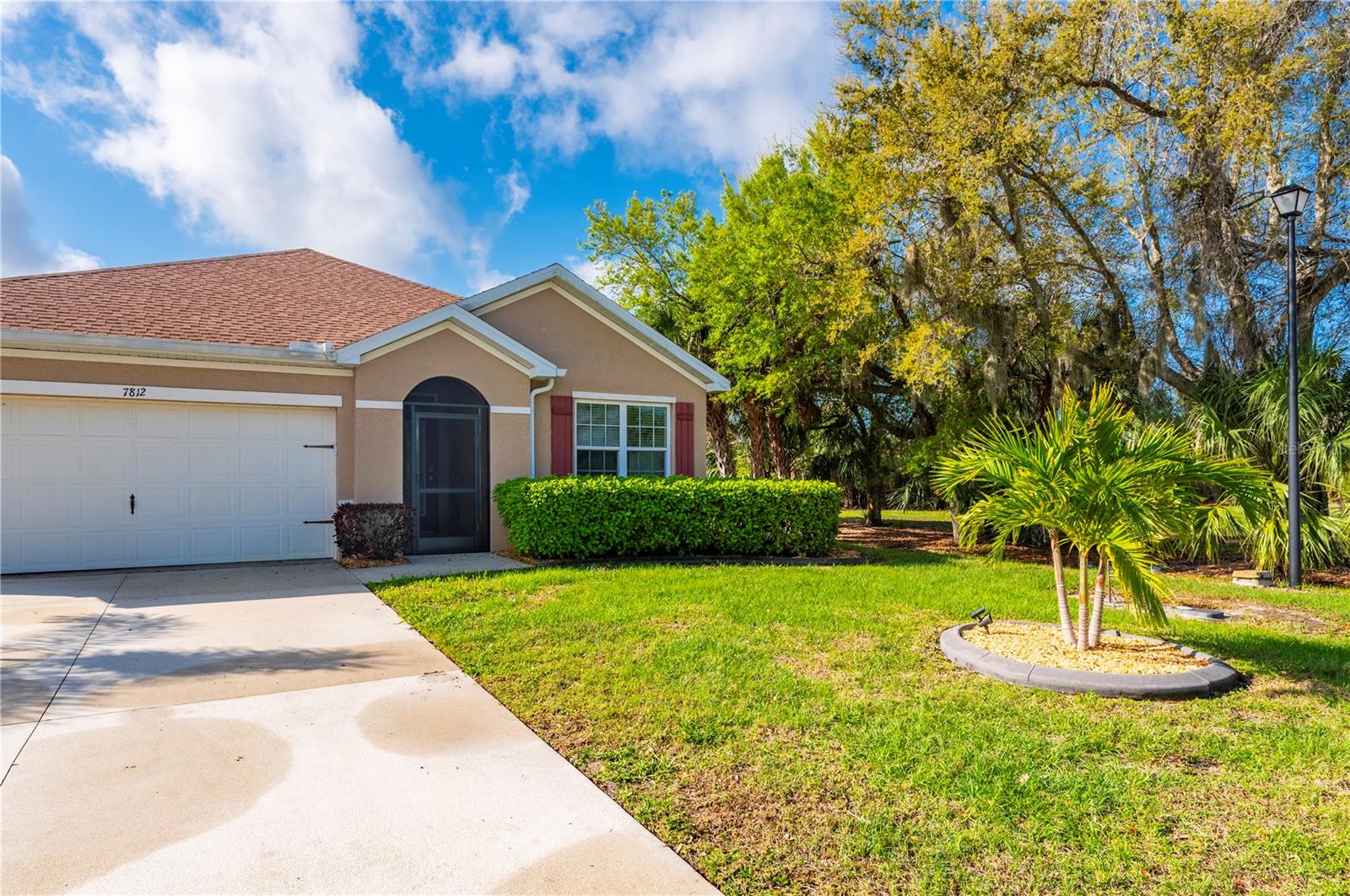 7812 Mikasa Drive, FL