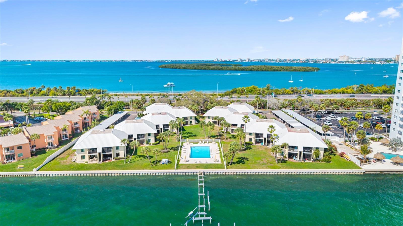 7300 Sunshine Skyway Lane, FL