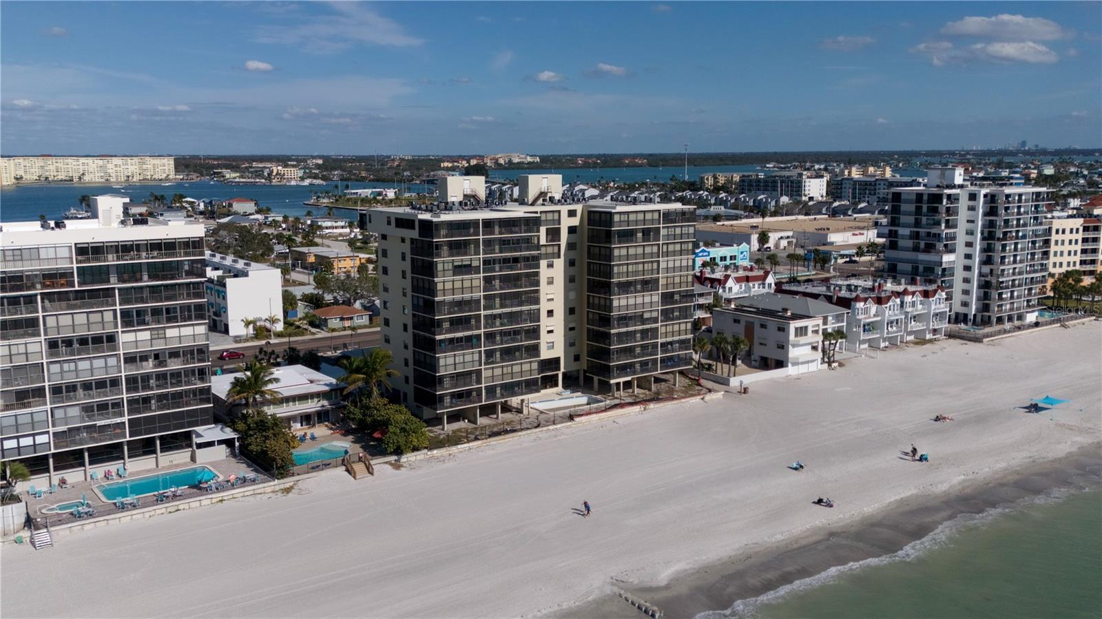 15400 Gulf Blvd #501, FL