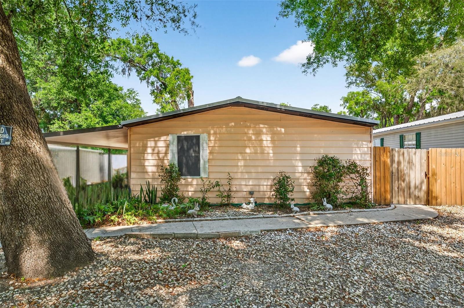 10510 Bay Hills Circle, FL