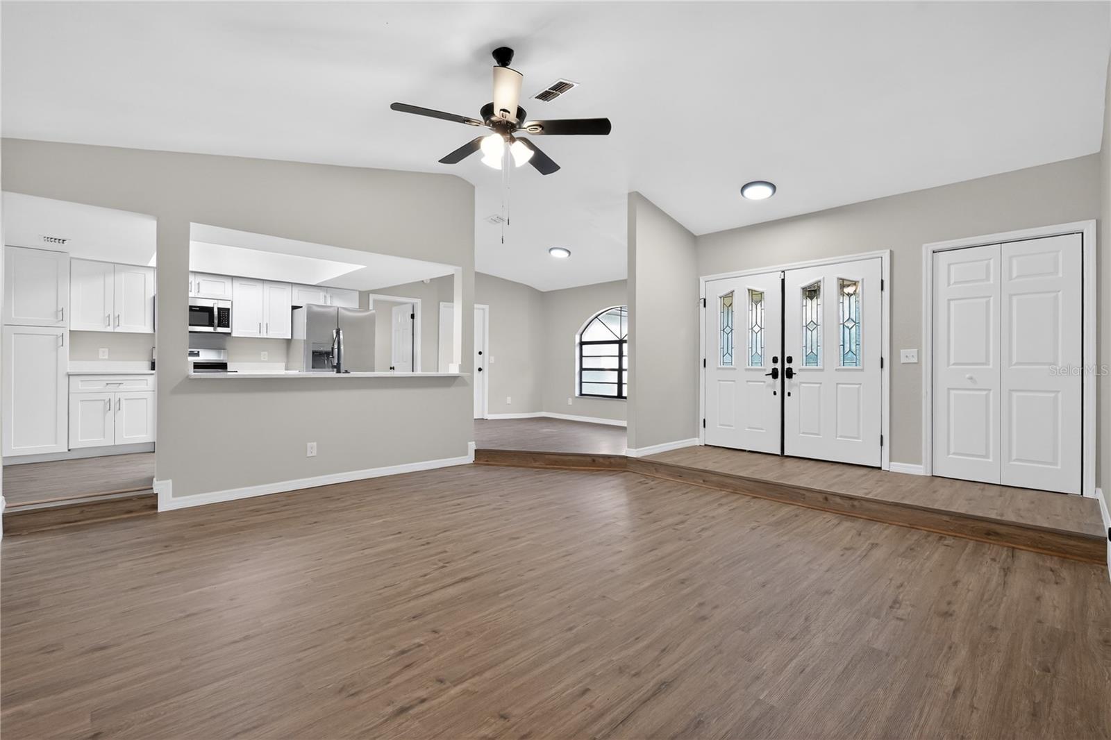 1060 Rockefeller Lane, FL