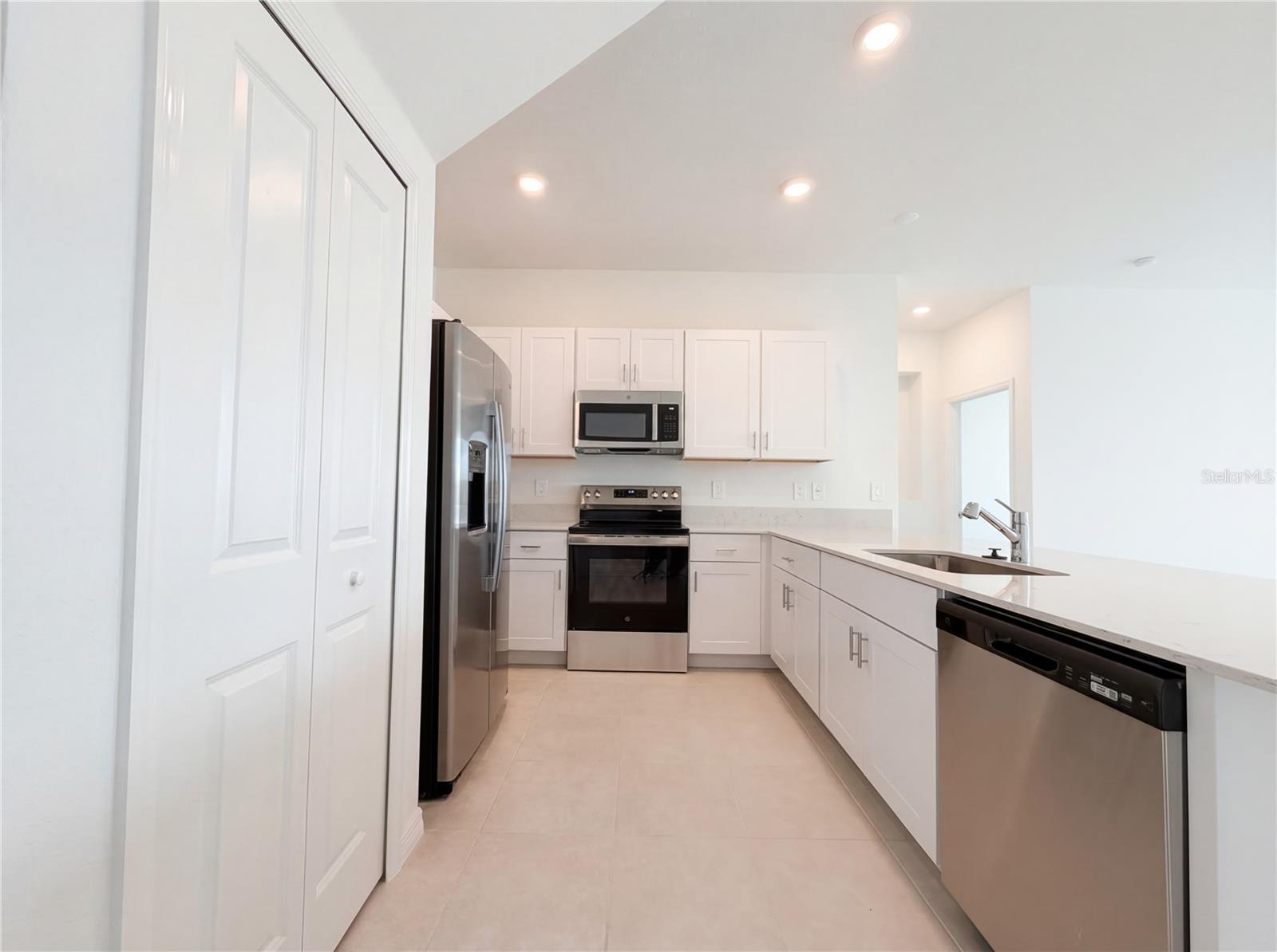 9435 Gulf Shore Terrace, FL