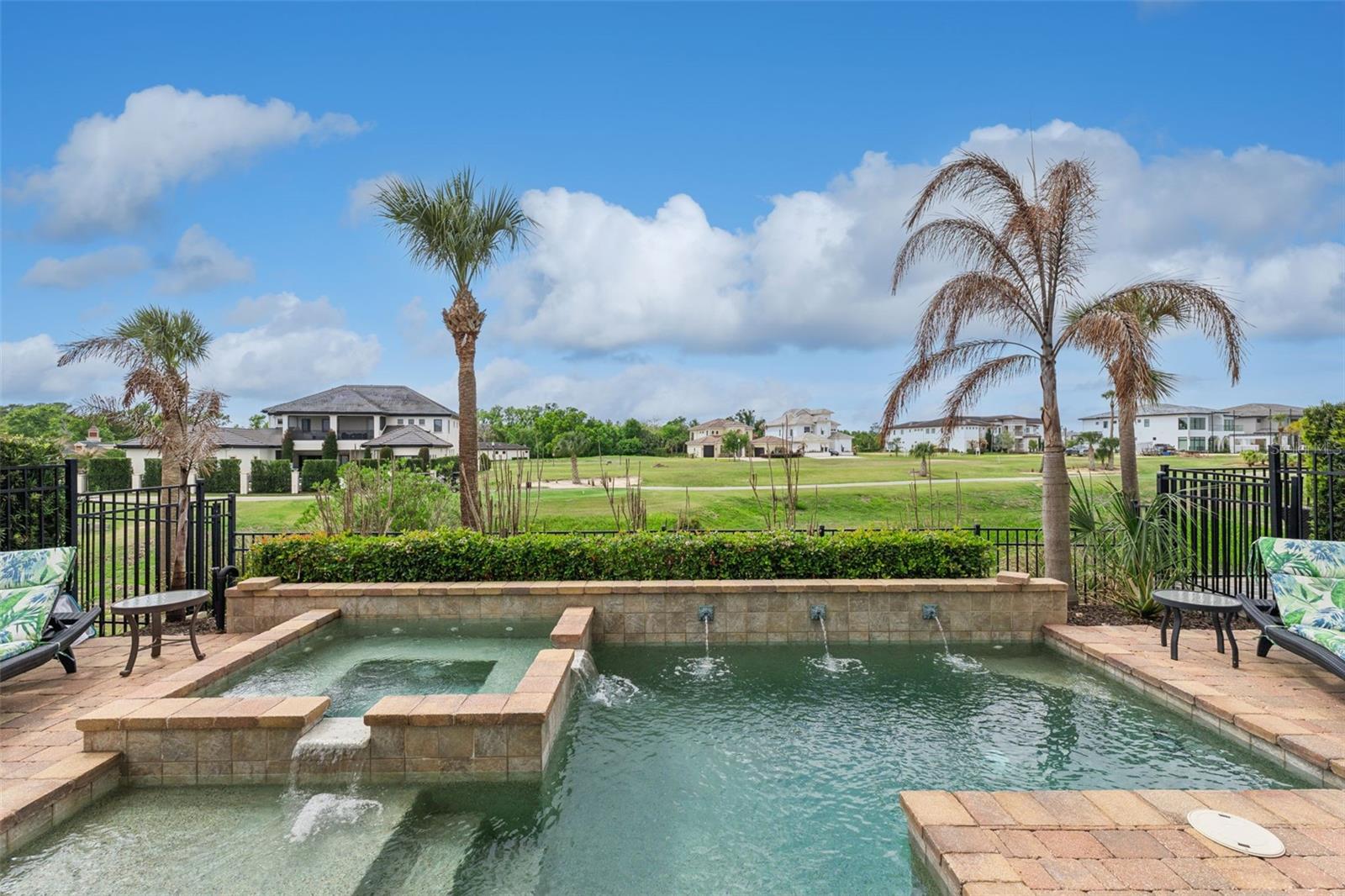 1172 Castle Pines Ct, FL