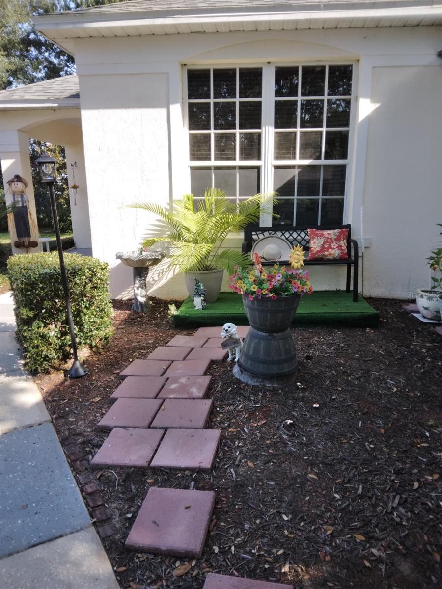 2377 Paulette Drive, FL