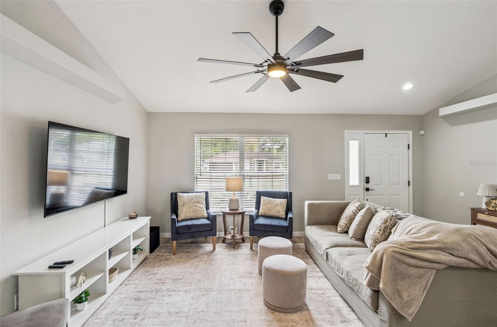 165 Quail Oaks Circle, FL