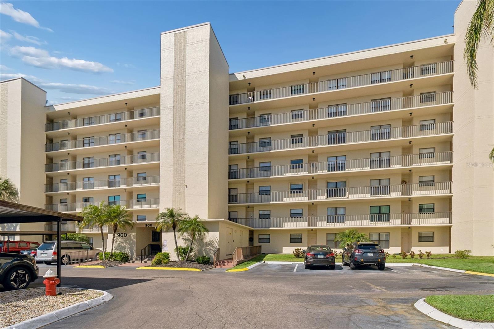 900 Cove Cay Drive, FL