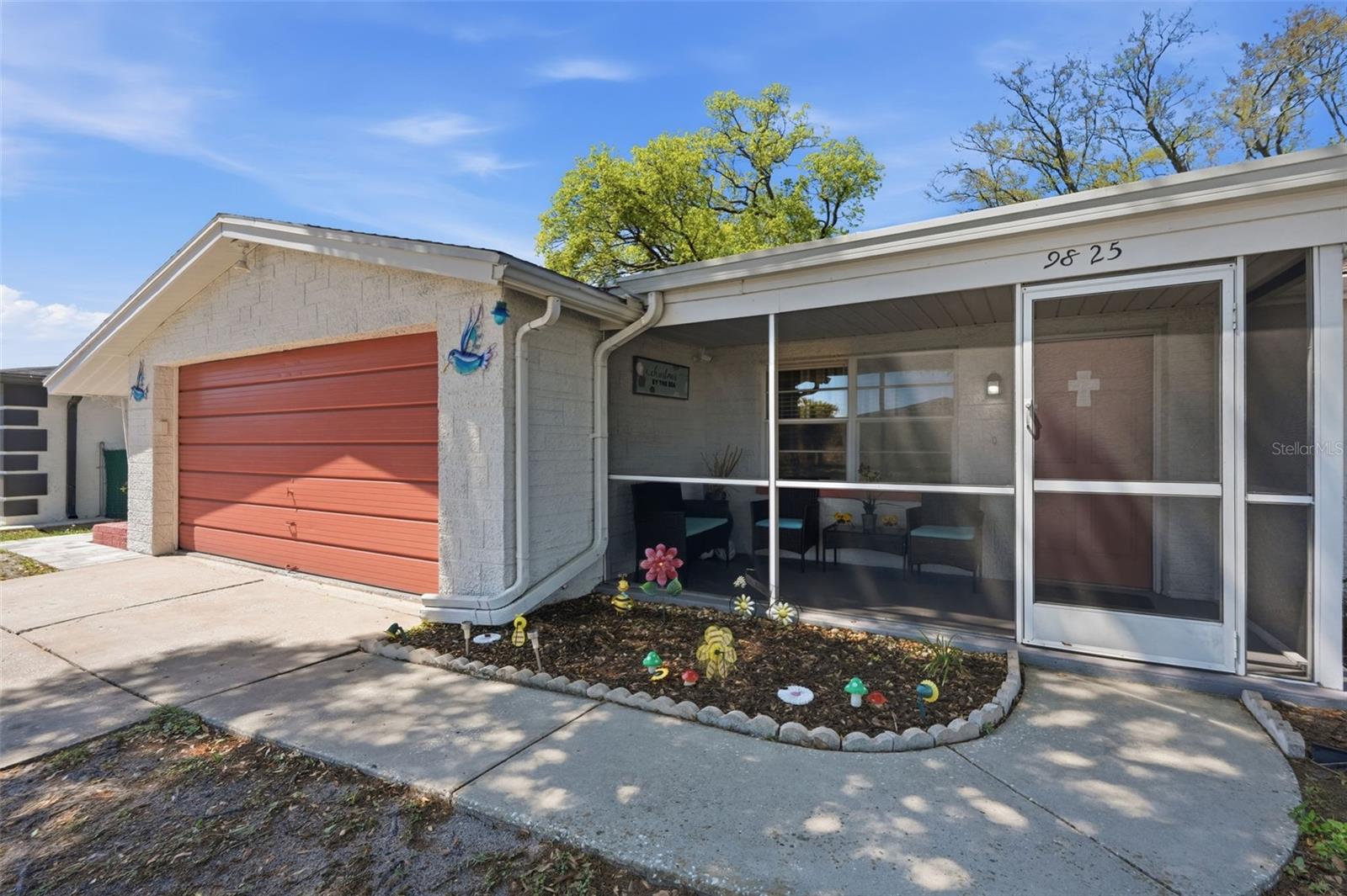 9825 Lakeside Lane, FL