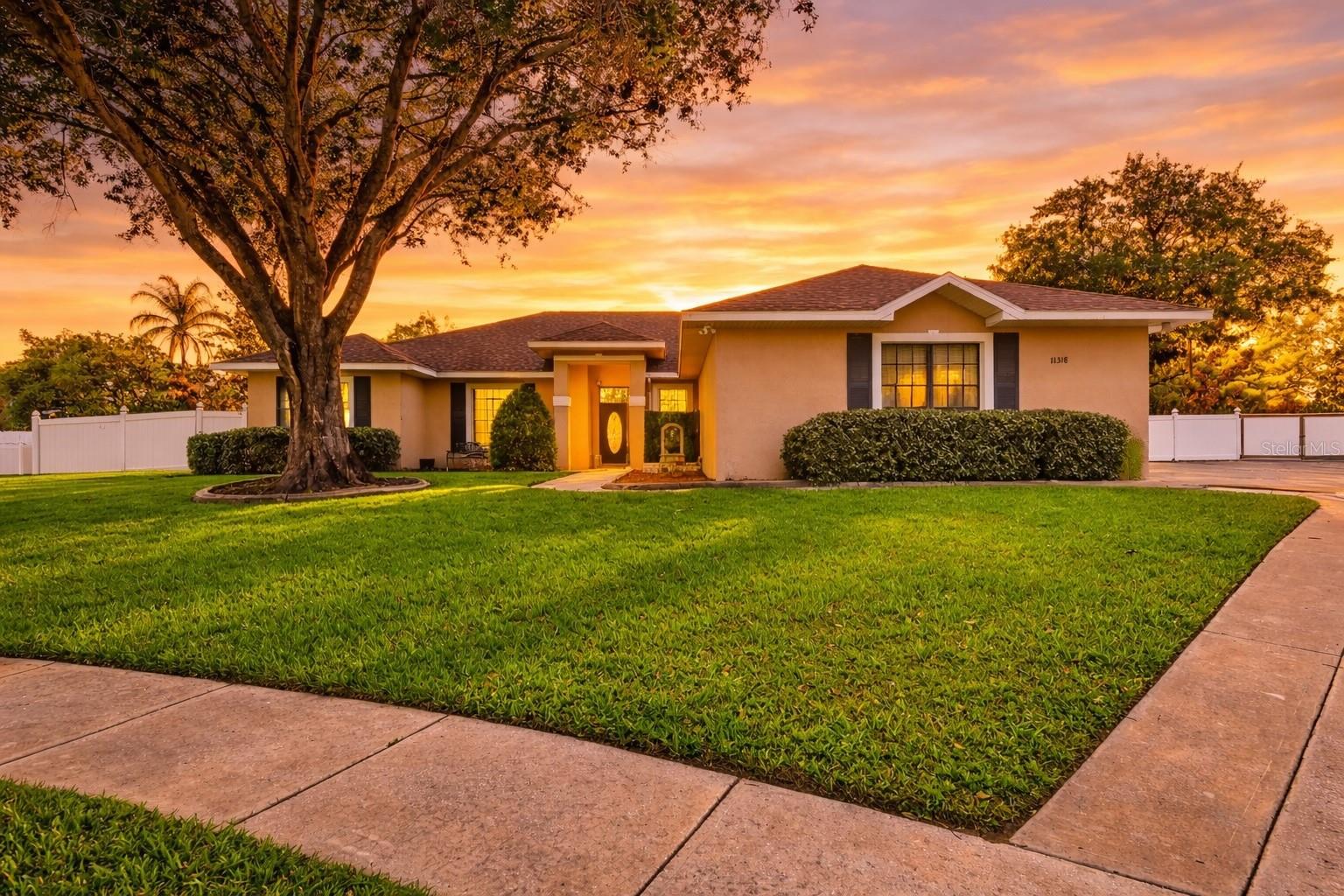 11318 Summer Wind Court, FL