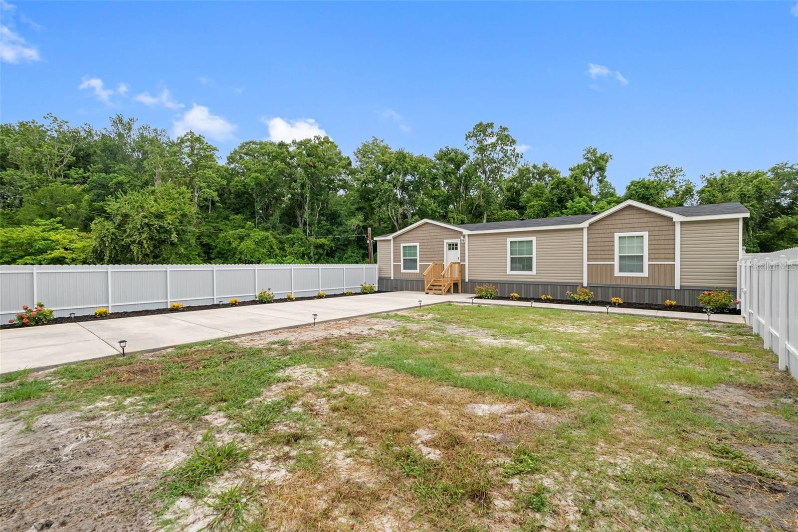 17151 Lemon Street, FL