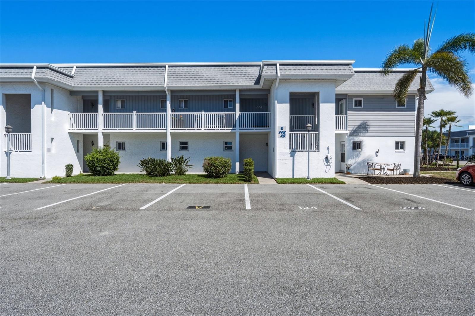 22375 Edgewater Dr #224, FL
