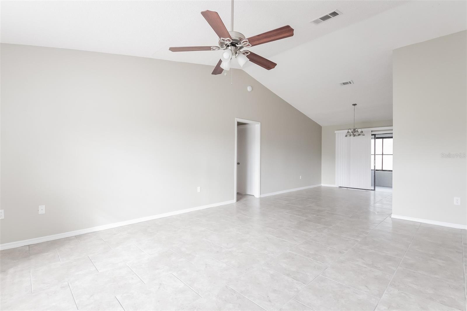 604 Basingstoke Court, FL