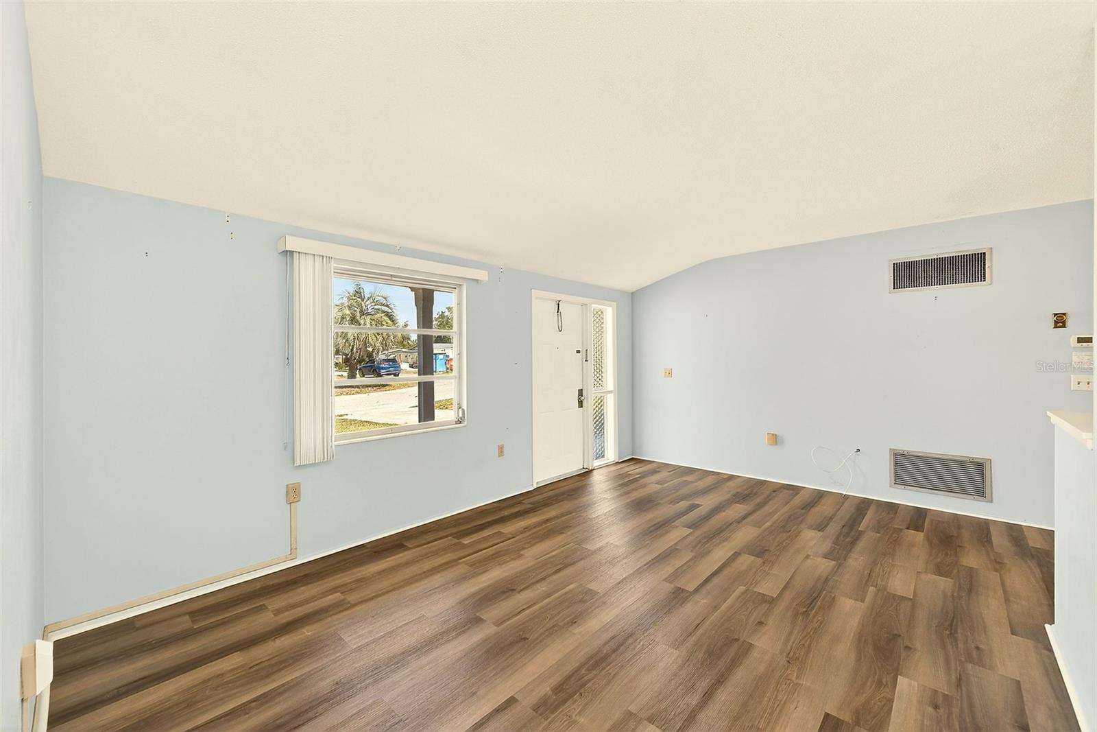 4936 Uranus Avenue, FL