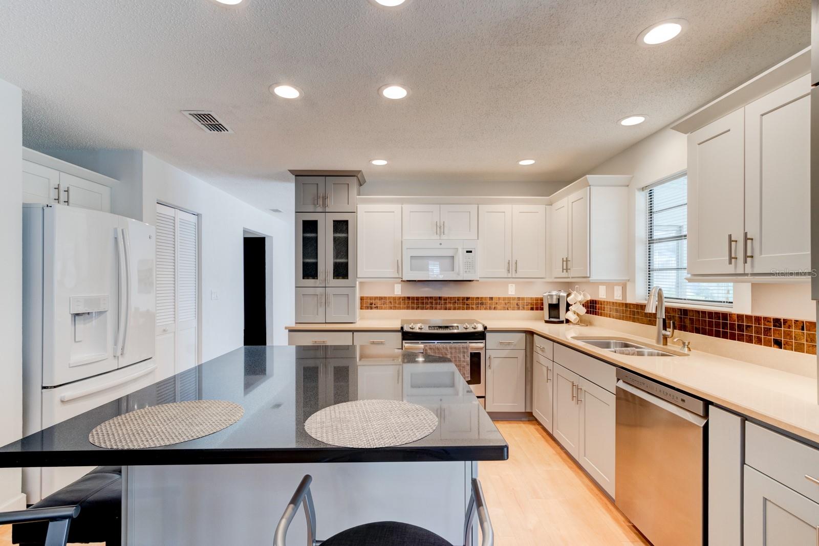 931 Northbrook Drive, FL