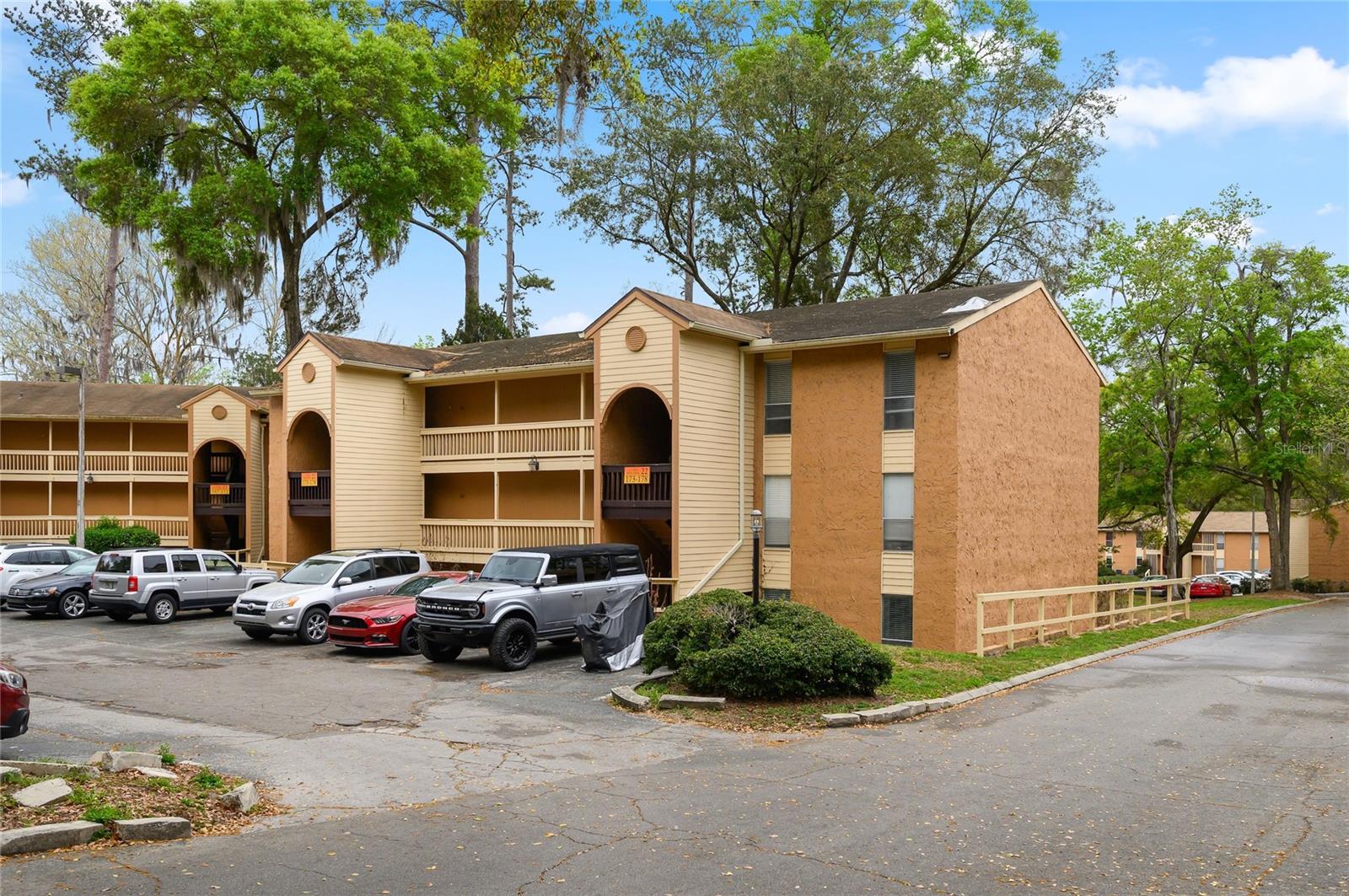 1810 Nw 23rd Blvd #174, FL