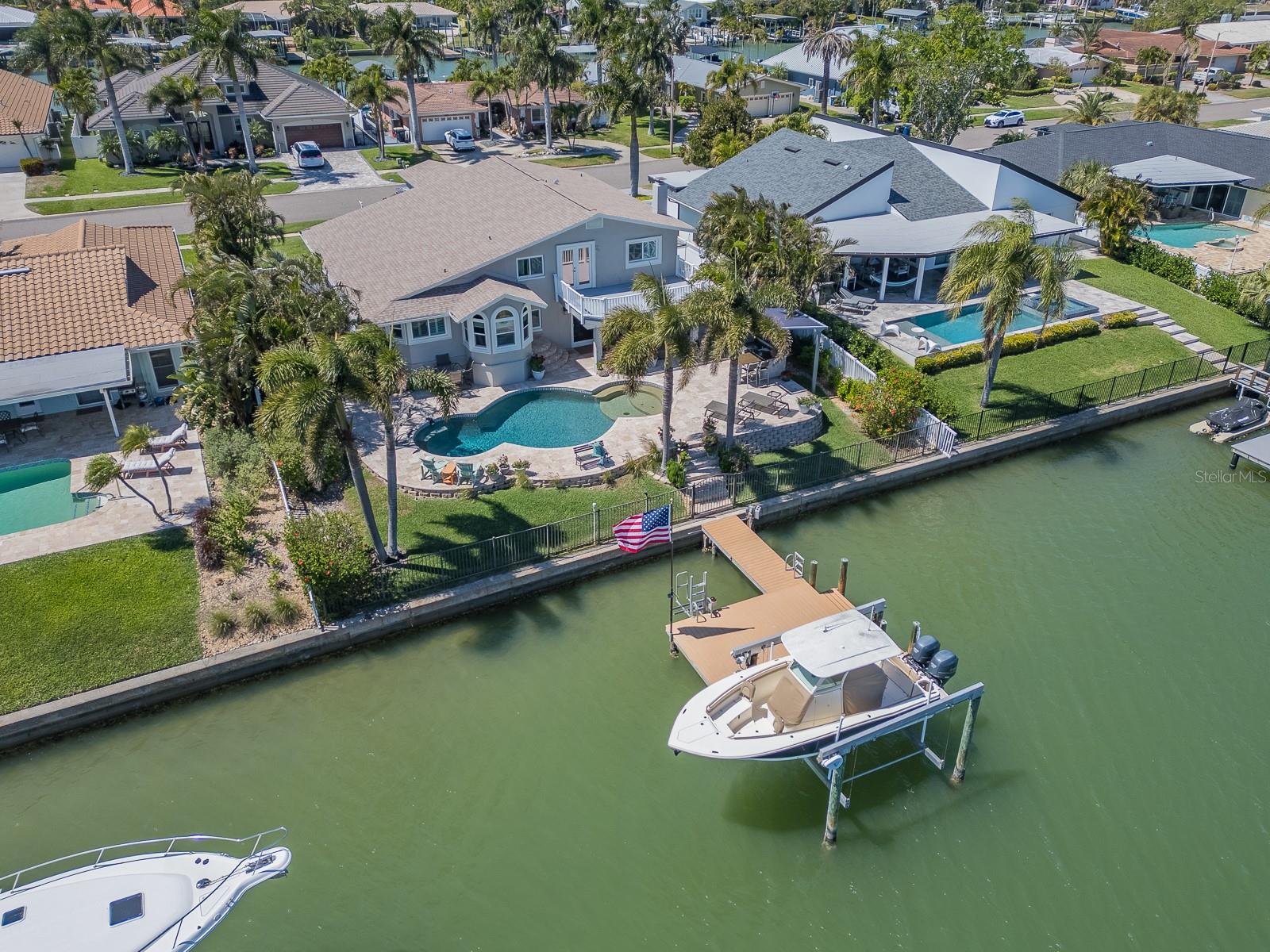 707 Snug Island, FL