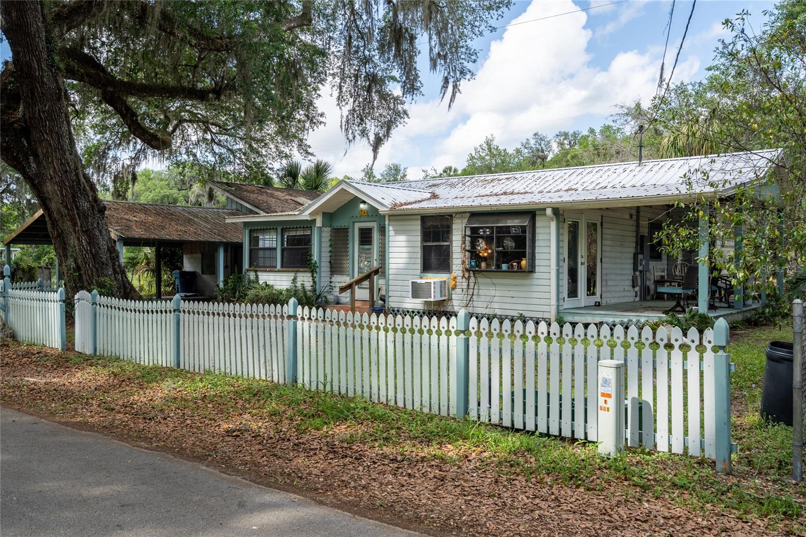 5560 Park Avenue, FL