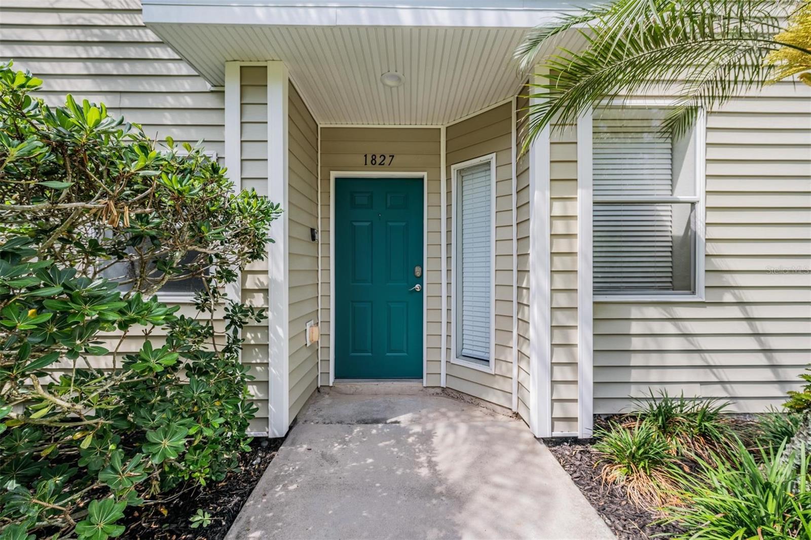 1827 Hammocks Avenue, FL