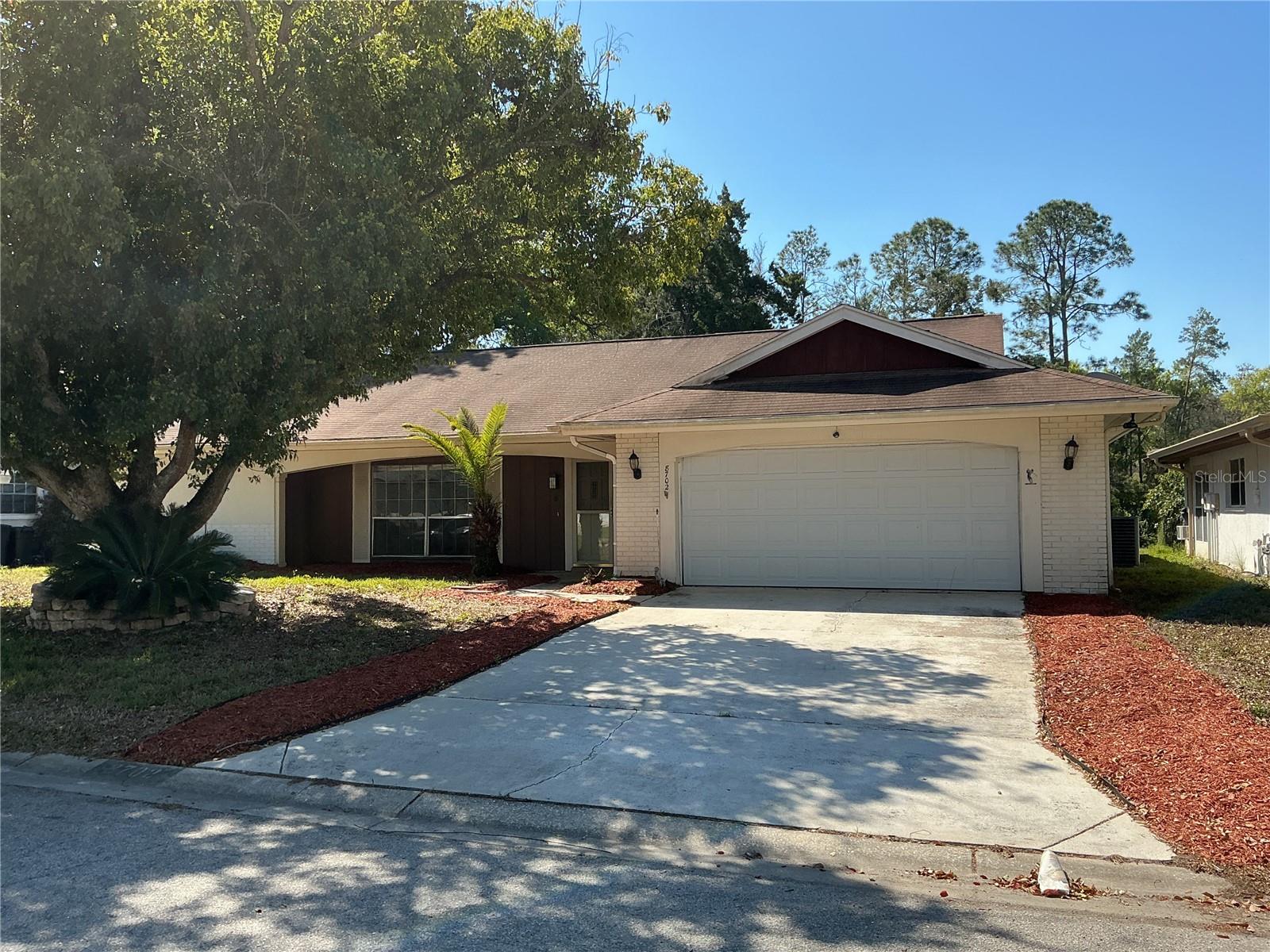8702 Village Mill Row, FL