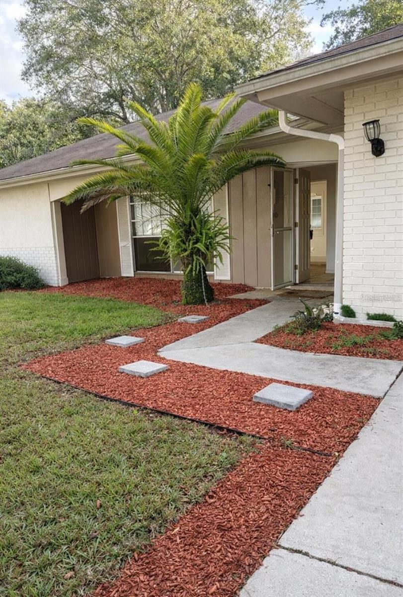 8702 Village Mill Row, FL